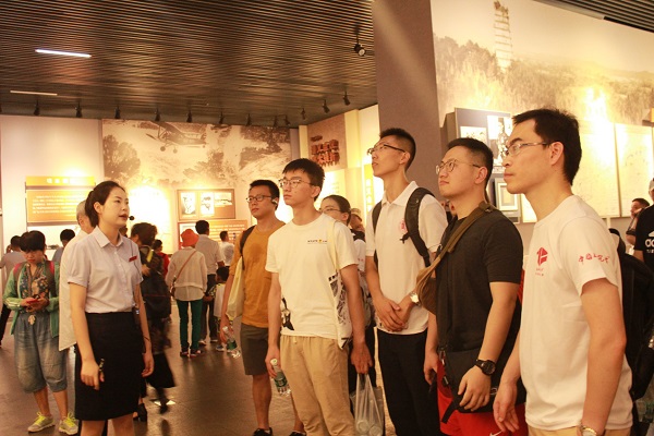 图片3.jpg 图片3.jpg