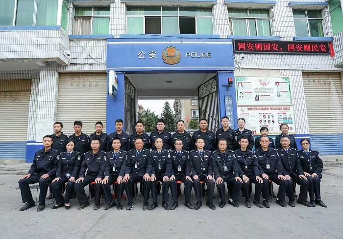 西昌宁远桥派出所实习.jpg 西昌宁远桥派出所实习.jpg